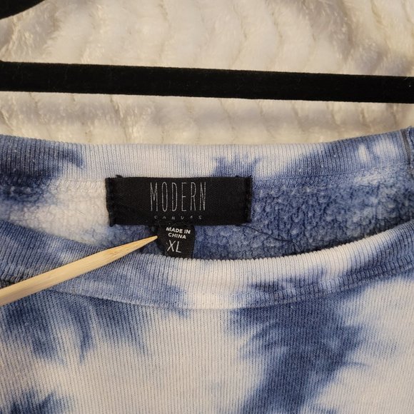 MODERN TIE DYE SWEATSHIRT SIZE XL - Picture 3 of 8